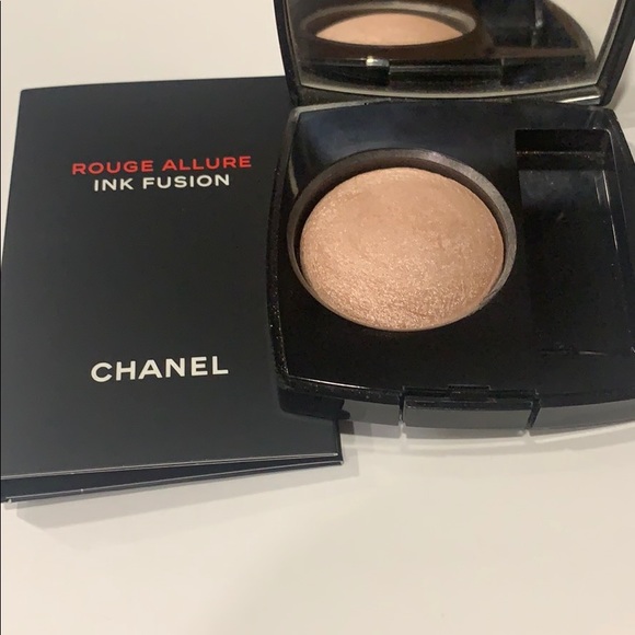 CHANEL Other - CHANEL highlighting blush and ink fusion sample